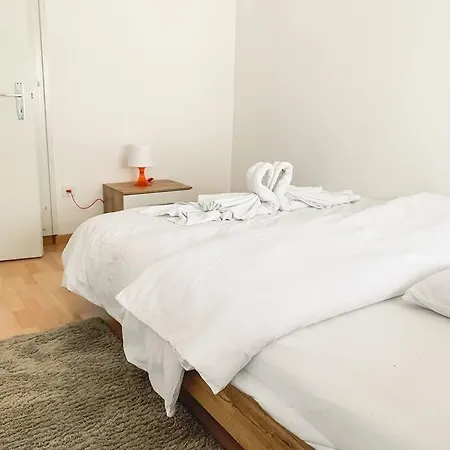 Vivere A - 5 Minuti Da Piazza Grande Daire *