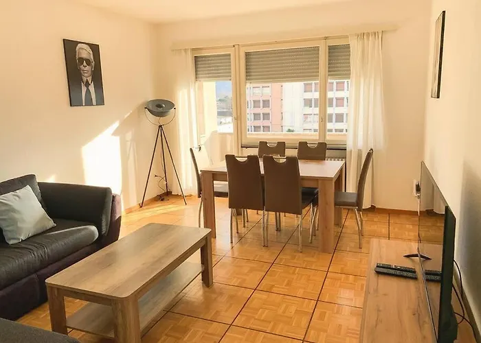 Vivere A - 5 Minuti Da Piazza Grande Appartement *